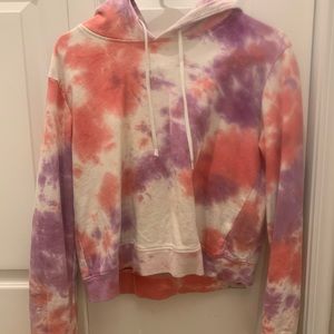 Cropped Zumiez hoodie